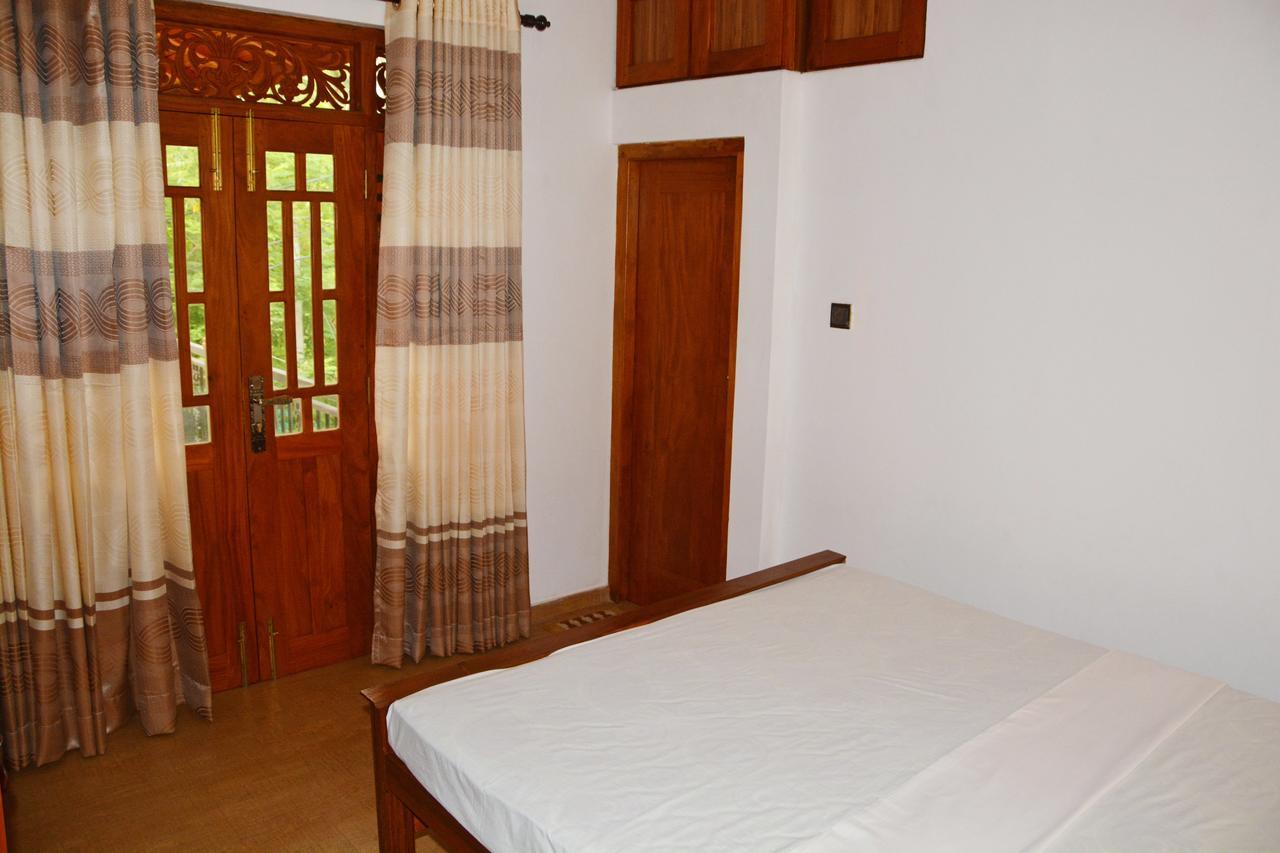 Villa Chaya Hikkaduwa Extérieur photo