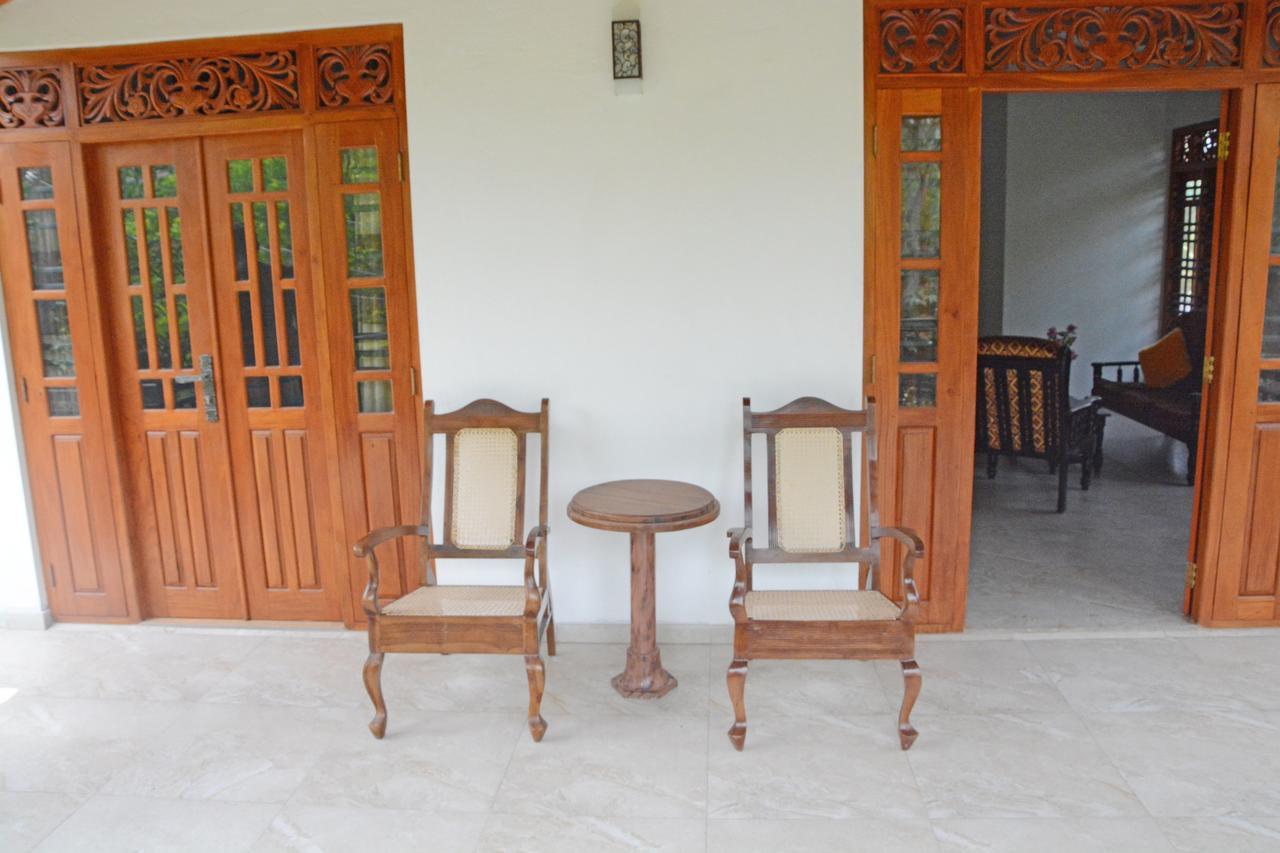 Villa Chaya Hikkaduwa Extérieur photo
